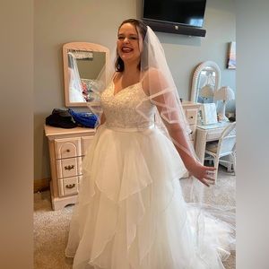 Wedding dress